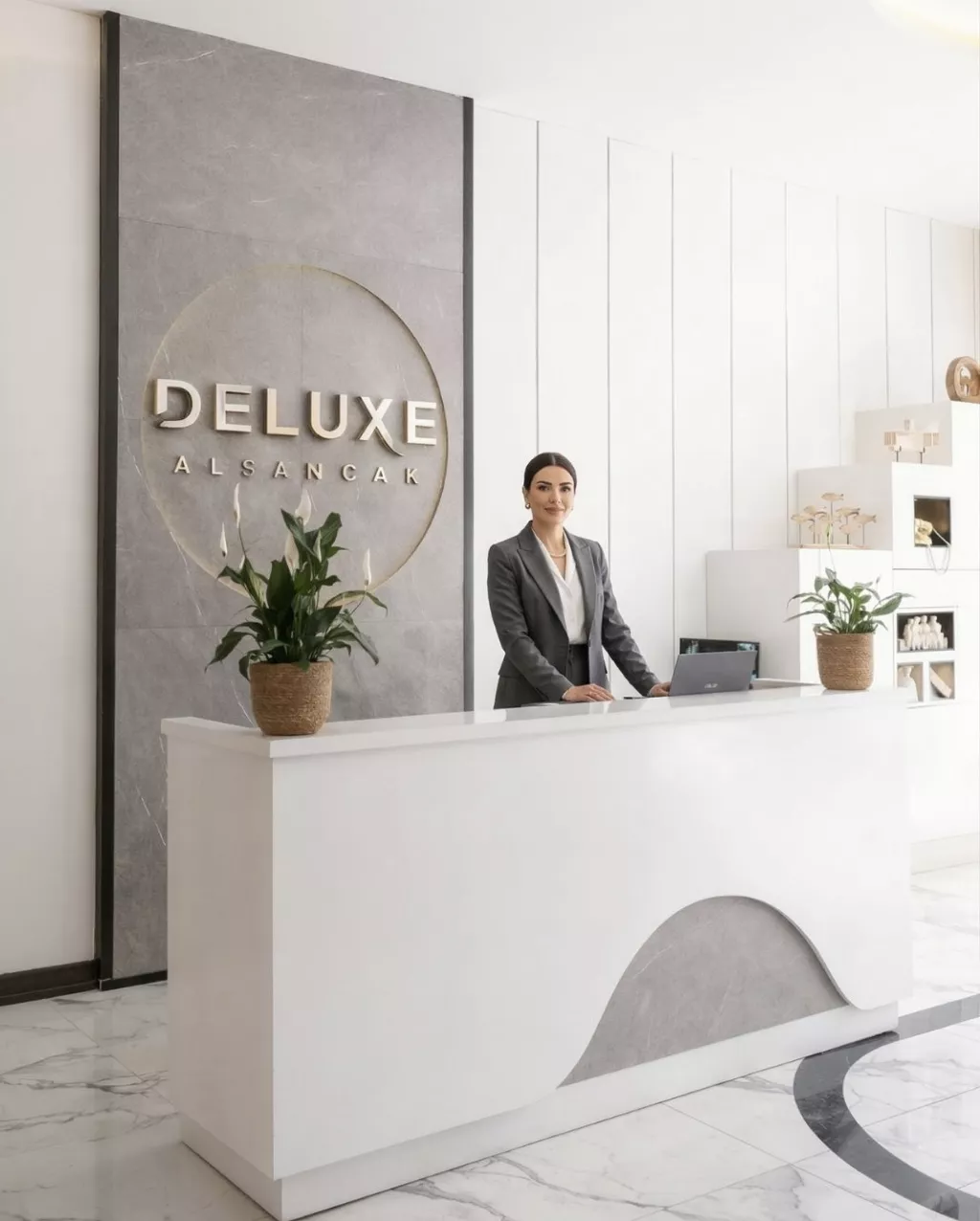 MYWAY Deluxe Hotel